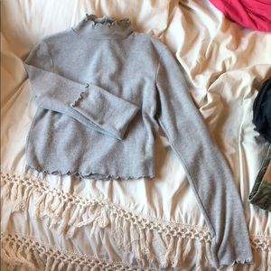 Gray Cropped Long Sleeve